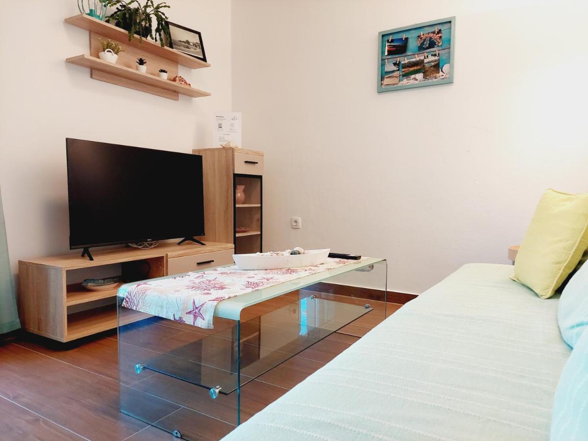 Apartmani Mario Malinska Exterior foto